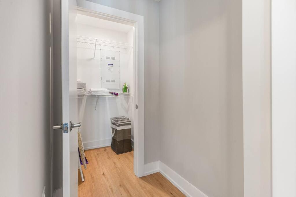 Prime Nolibs, Sleeps 4ppl, Fast Wifi, Queen Bed, Rooftop Access, Smart Tv Philadelphia