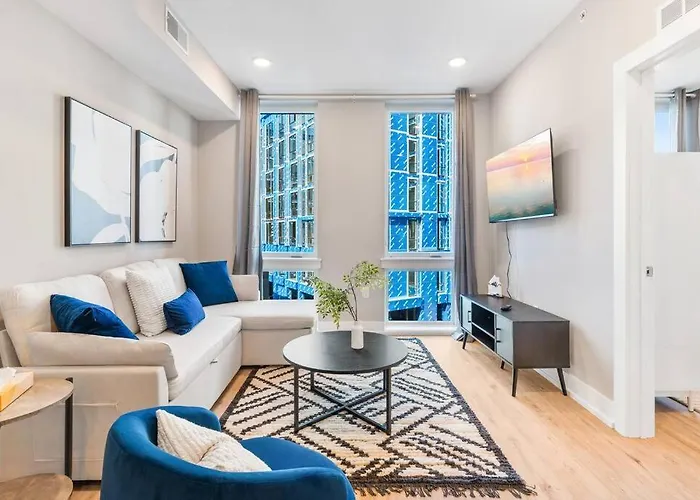 Prime Nolibs, Sleeps 4Ppl, Fast Wifi, Queen Bed, Rooftop Access, Smart Tv